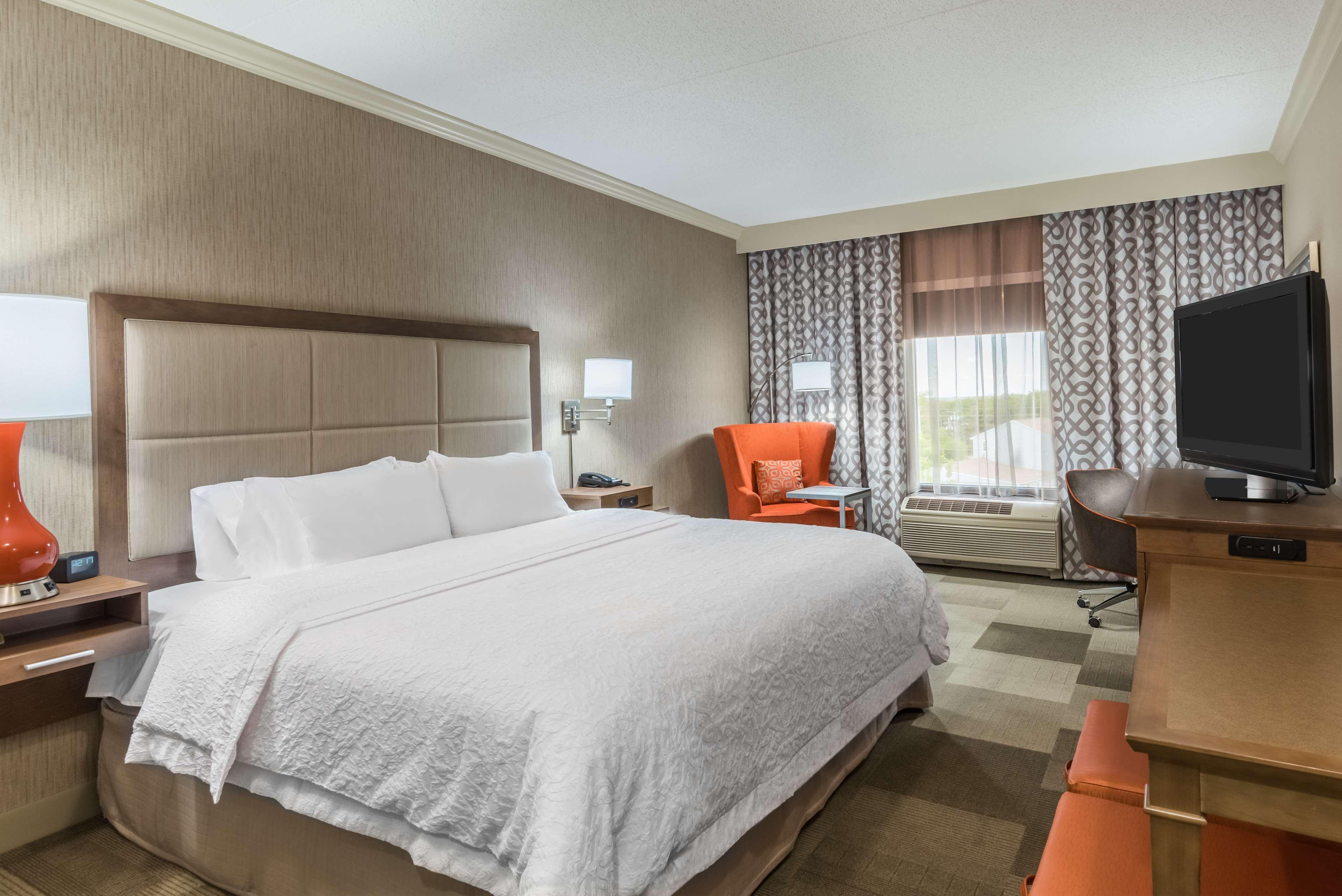 Hampton Inn Coventry-Warwick Area Екстер'єр фото