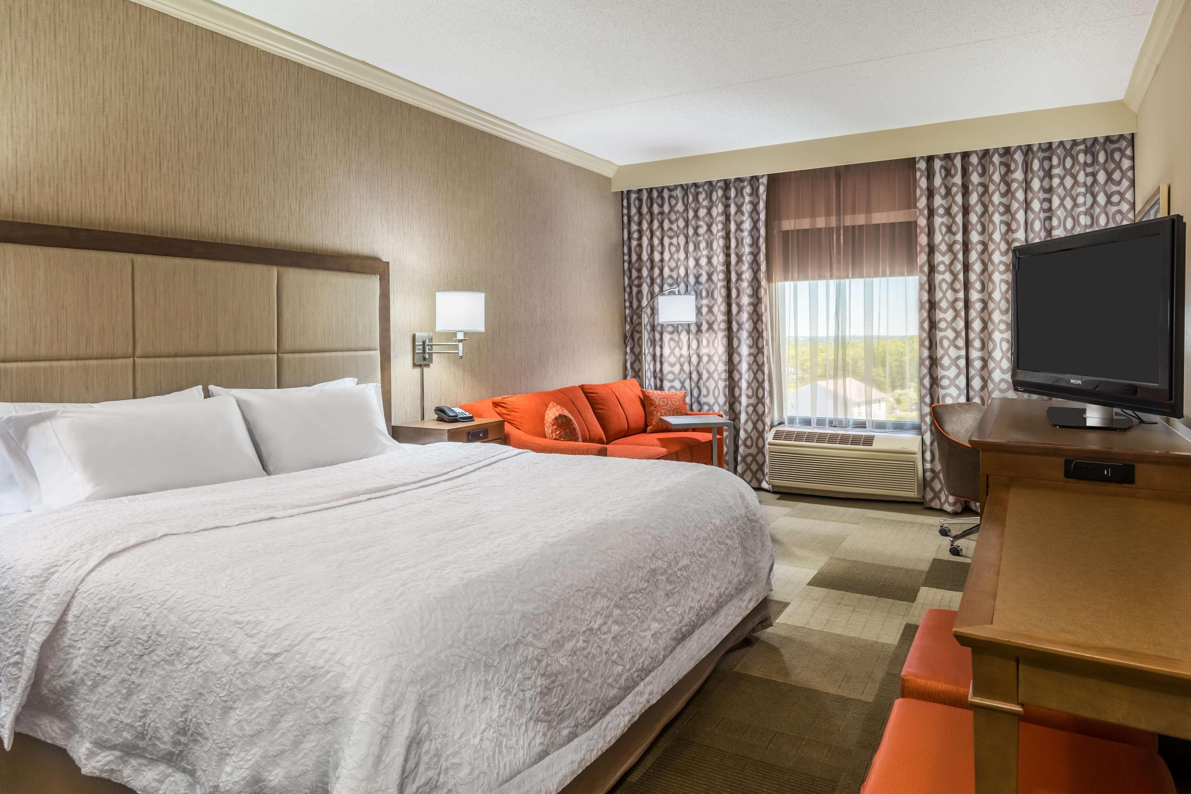 Hampton Inn Coventry-Warwick Area Екстер'єр фото
