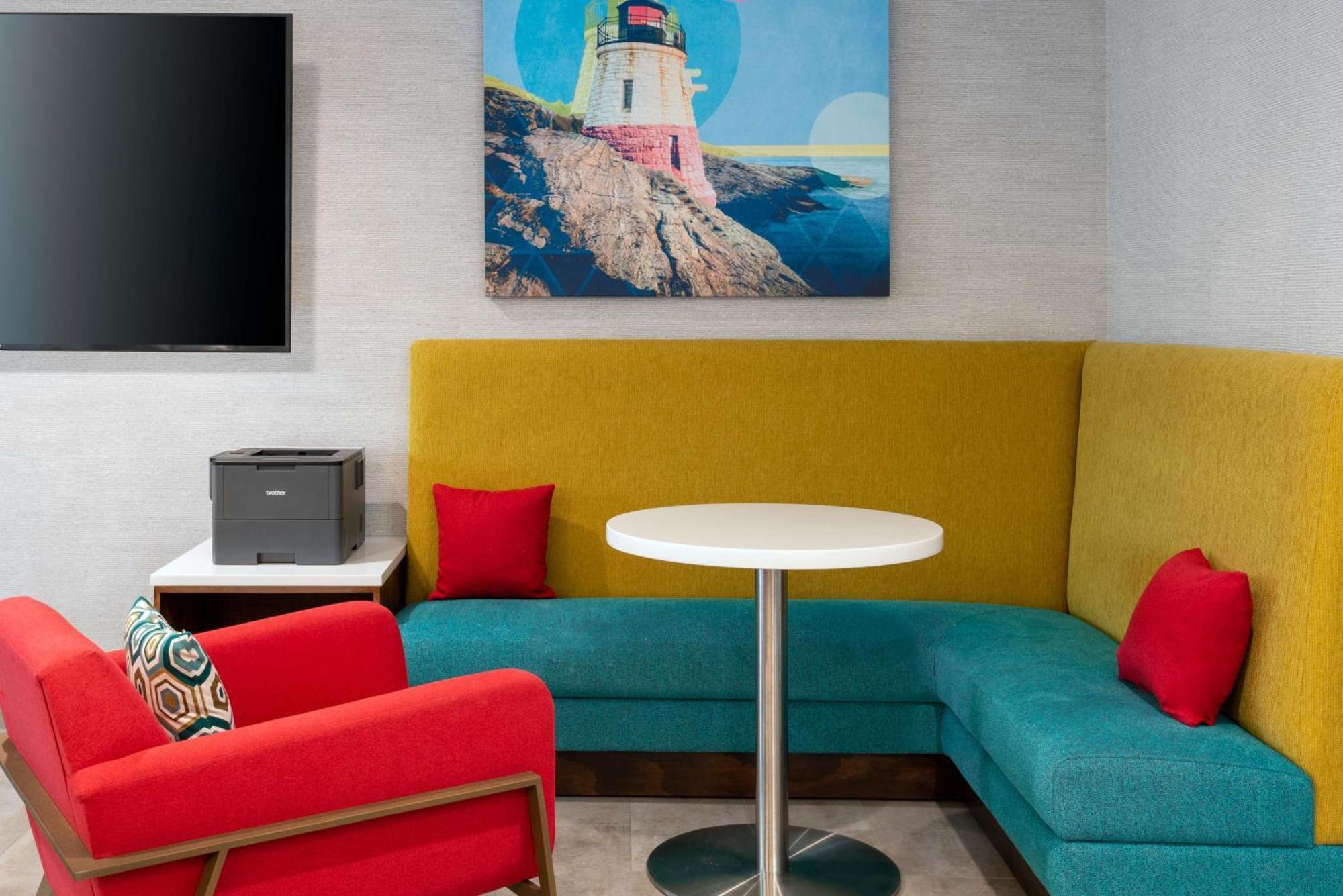 Hampton Inn Coventry-Warwick Area Екстер'єр фото