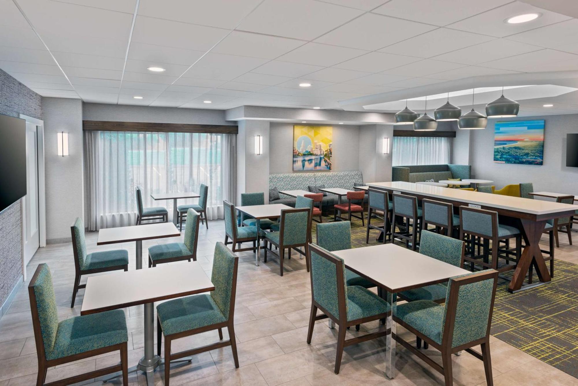 Hampton Inn Coventry-Warwick Area Екстер'єр фото