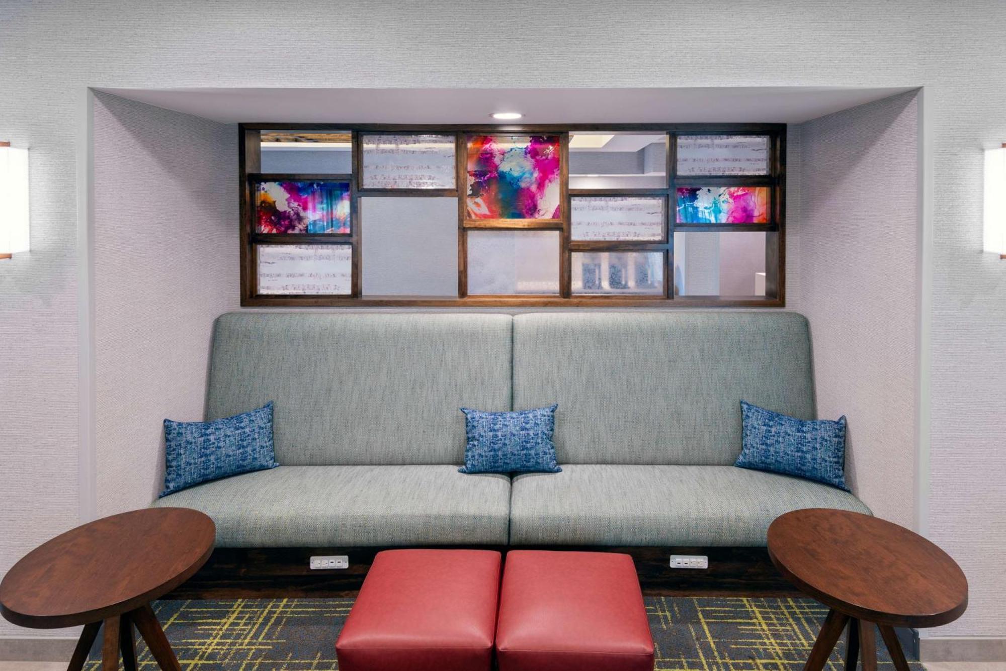 Hampton Inn Coventry-Warwick Area Екстер'єр фото